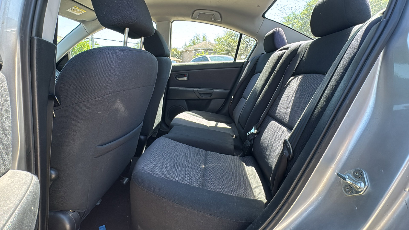 Used 2007 MAZDA MAZDA3 i Touring FWD image 11