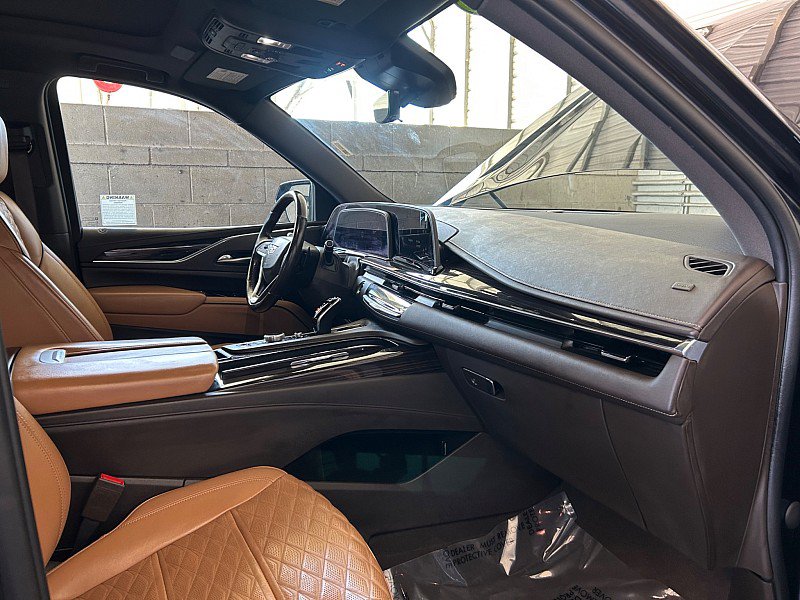 Used 2021 Cadillac Escalade Sport w/ Driver Assist Tech Package AWD/4WD image 28