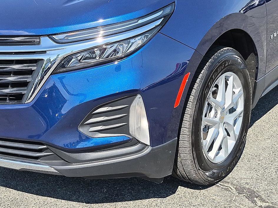 Used 2023 Chevrolet Equinox LT AWD/4WD image 9