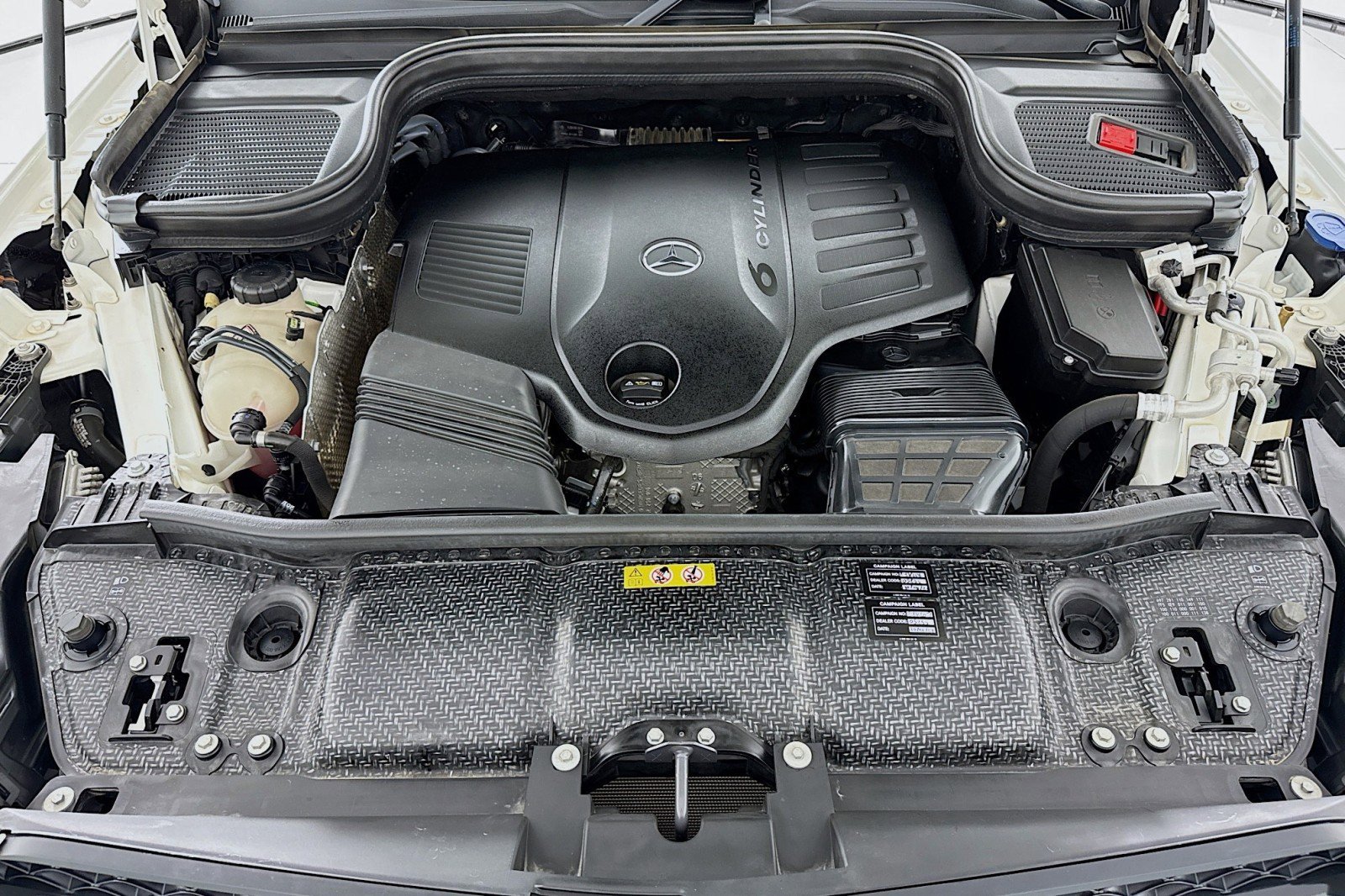 Used 2022 Mercedes-Benz GLS 450 4MATIC image 11