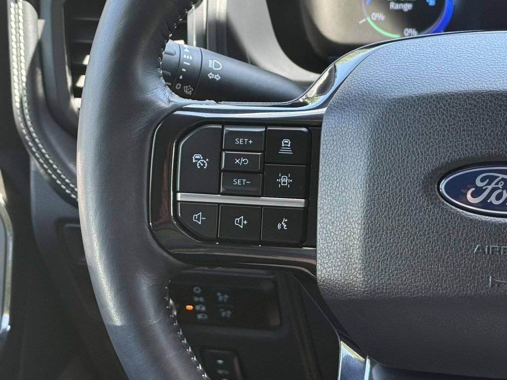 Used 2024 Ford F150 Lightning Platinum AWD/4WD image 21