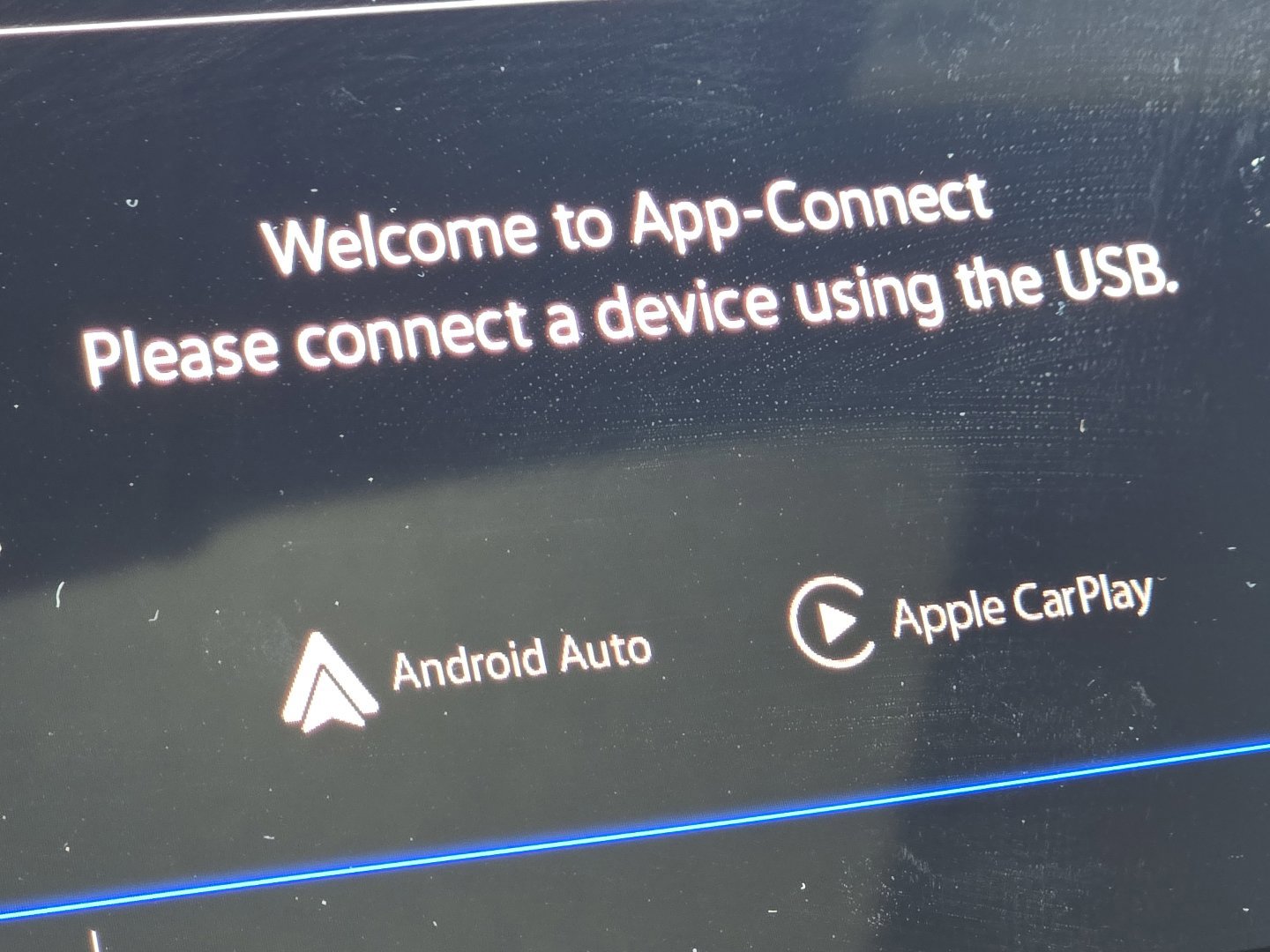 Used 2024 Volkswagen Tiguan SE R-Line image 6