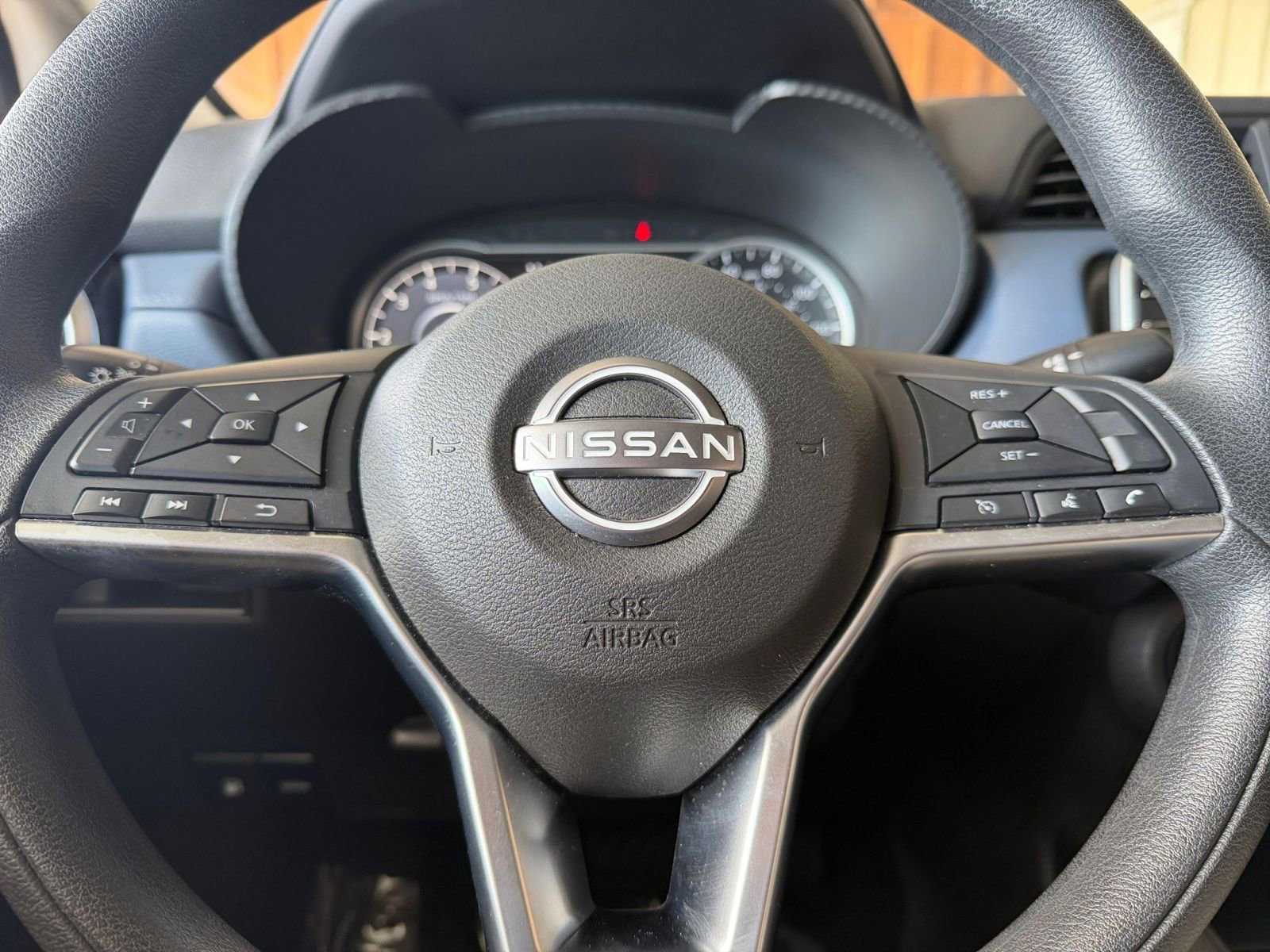 Used 2025 Nissan Versa SV FWD image 25
