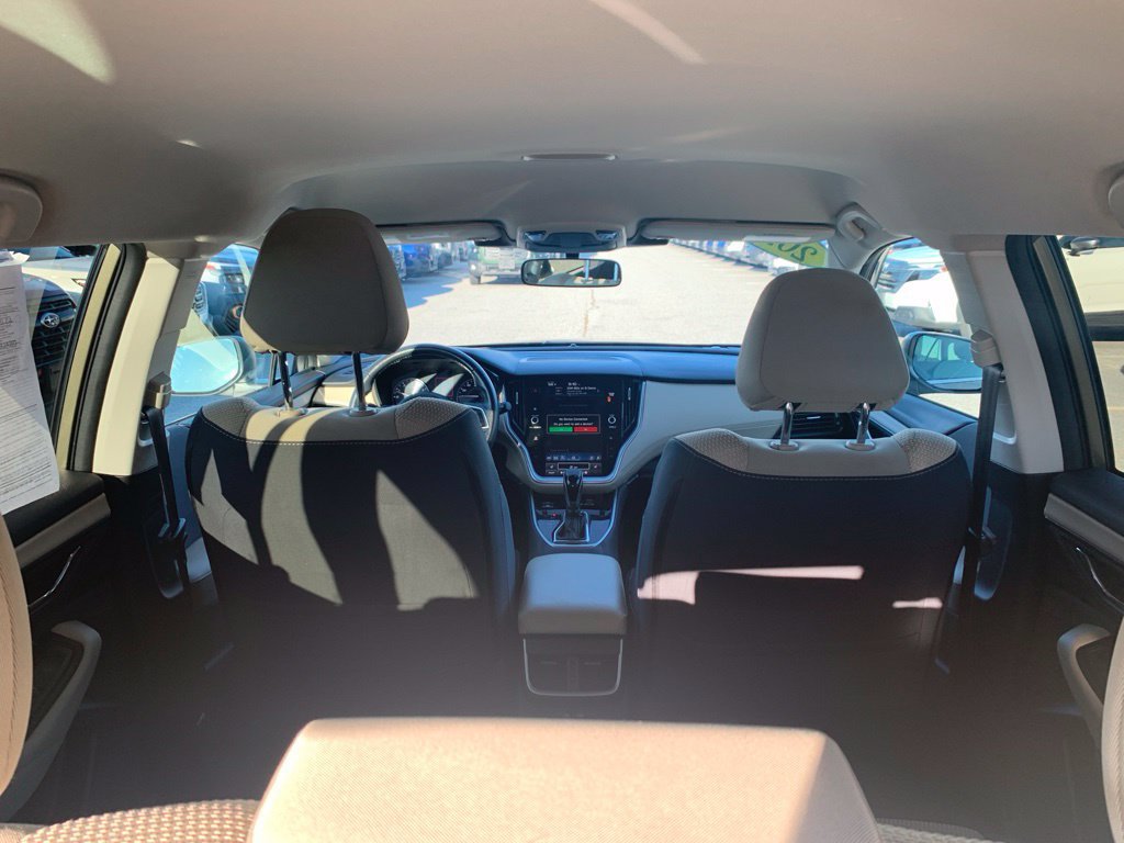 Used 2024 Subaru Outback Premium AWD/4WD image 29