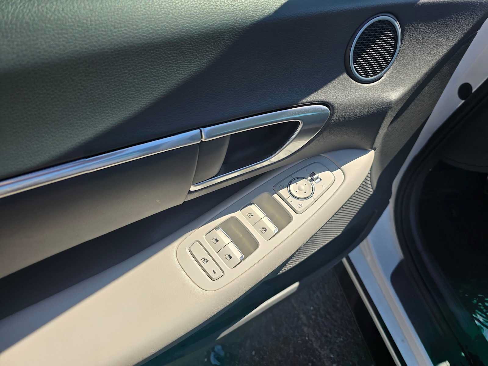 Used 2023 Hyundai Sonata SEL FWD image 19