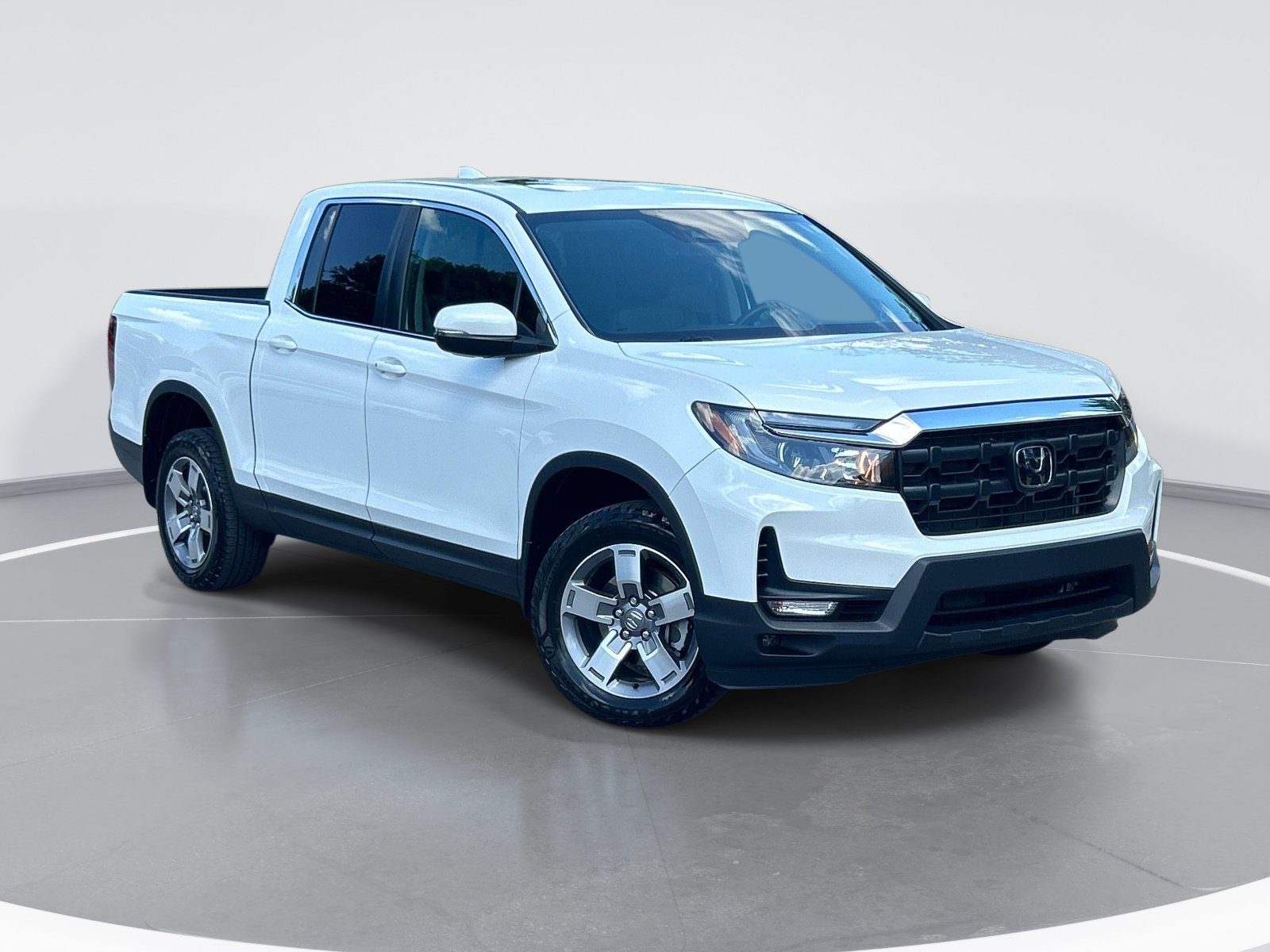 Used 2024 Honda Ridgeline RTL image 2