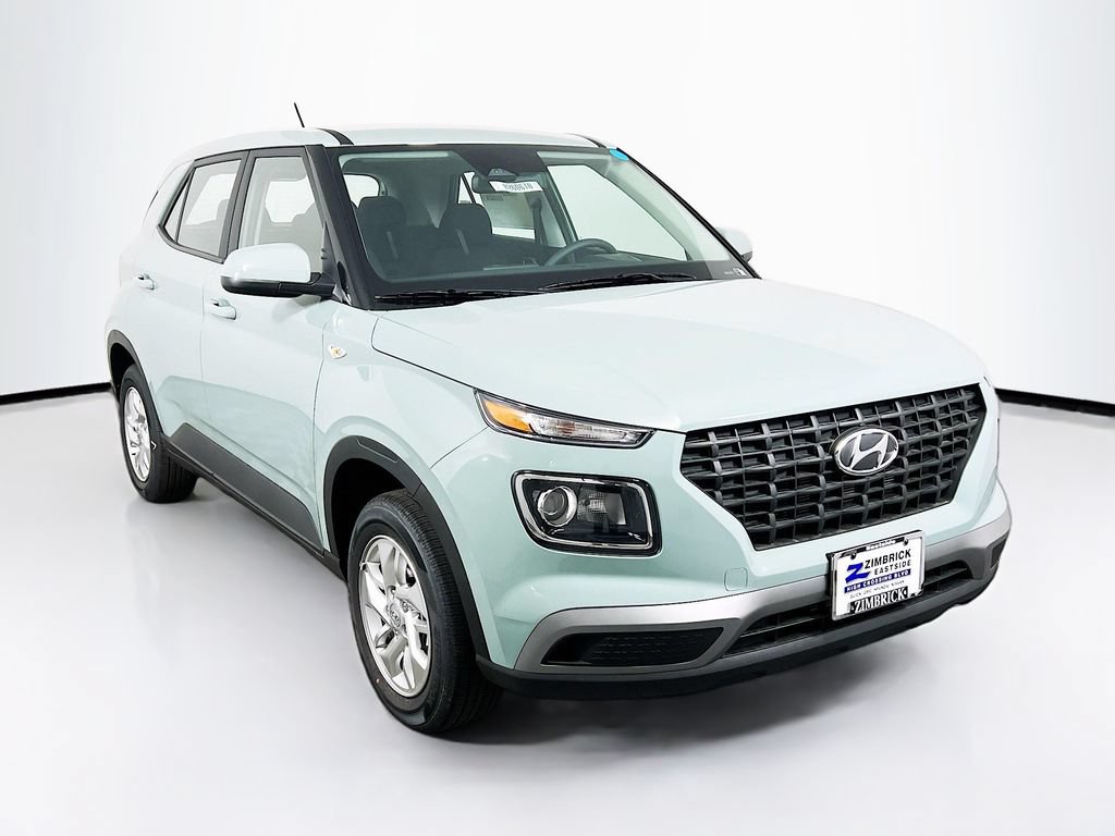 New 2026 Hyundai Venue SE