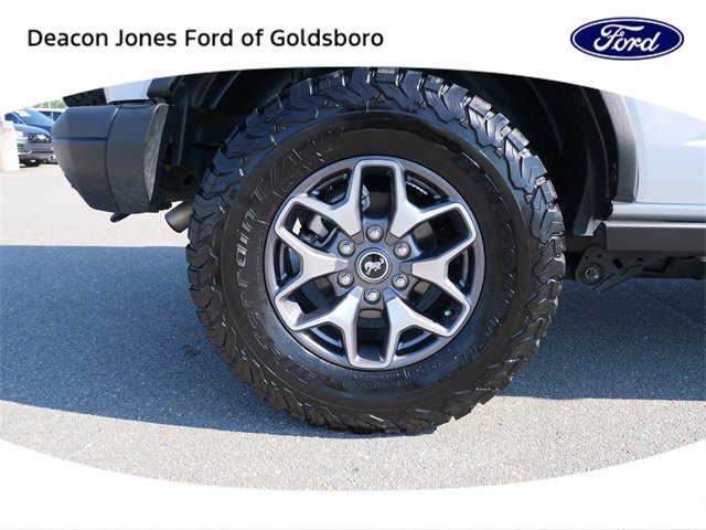 Used 2023 Ford Bronco Badlands image 12