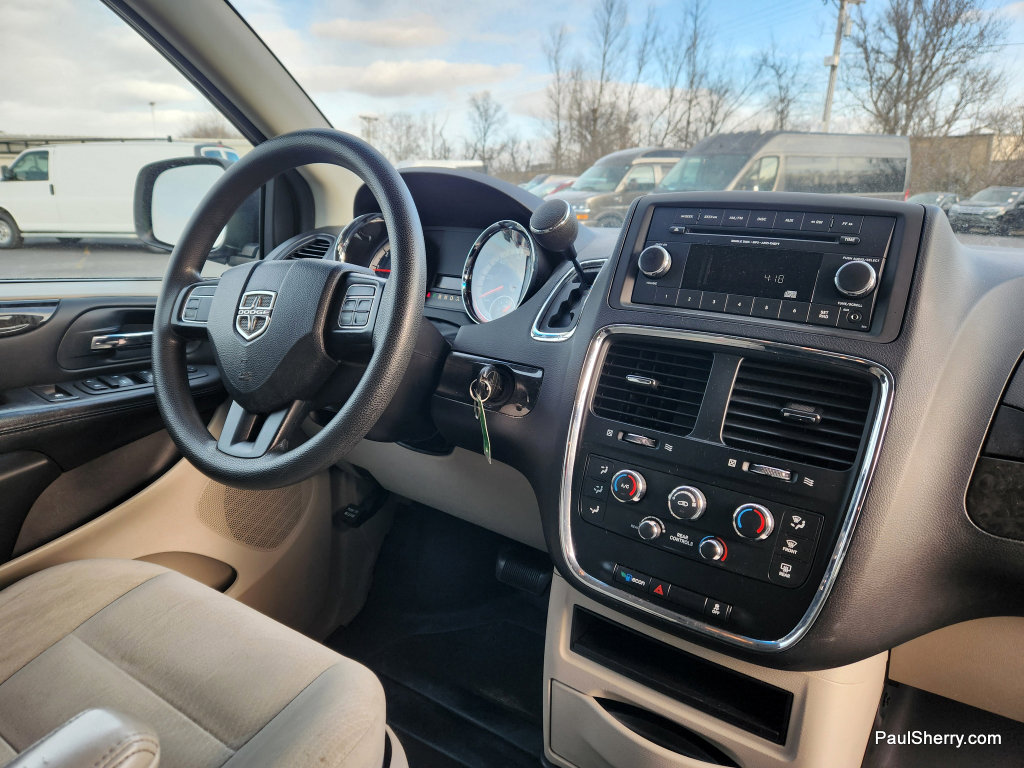 Used 2015 Dodge Grand Caravan SE w/ Quick Order Package 29E SE image 31