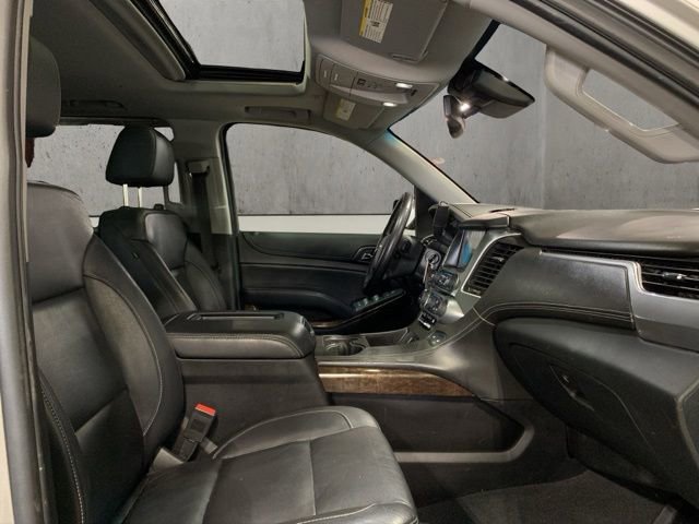 Used 2020 Chevrolet Suburban LT AWD/4WD image 25