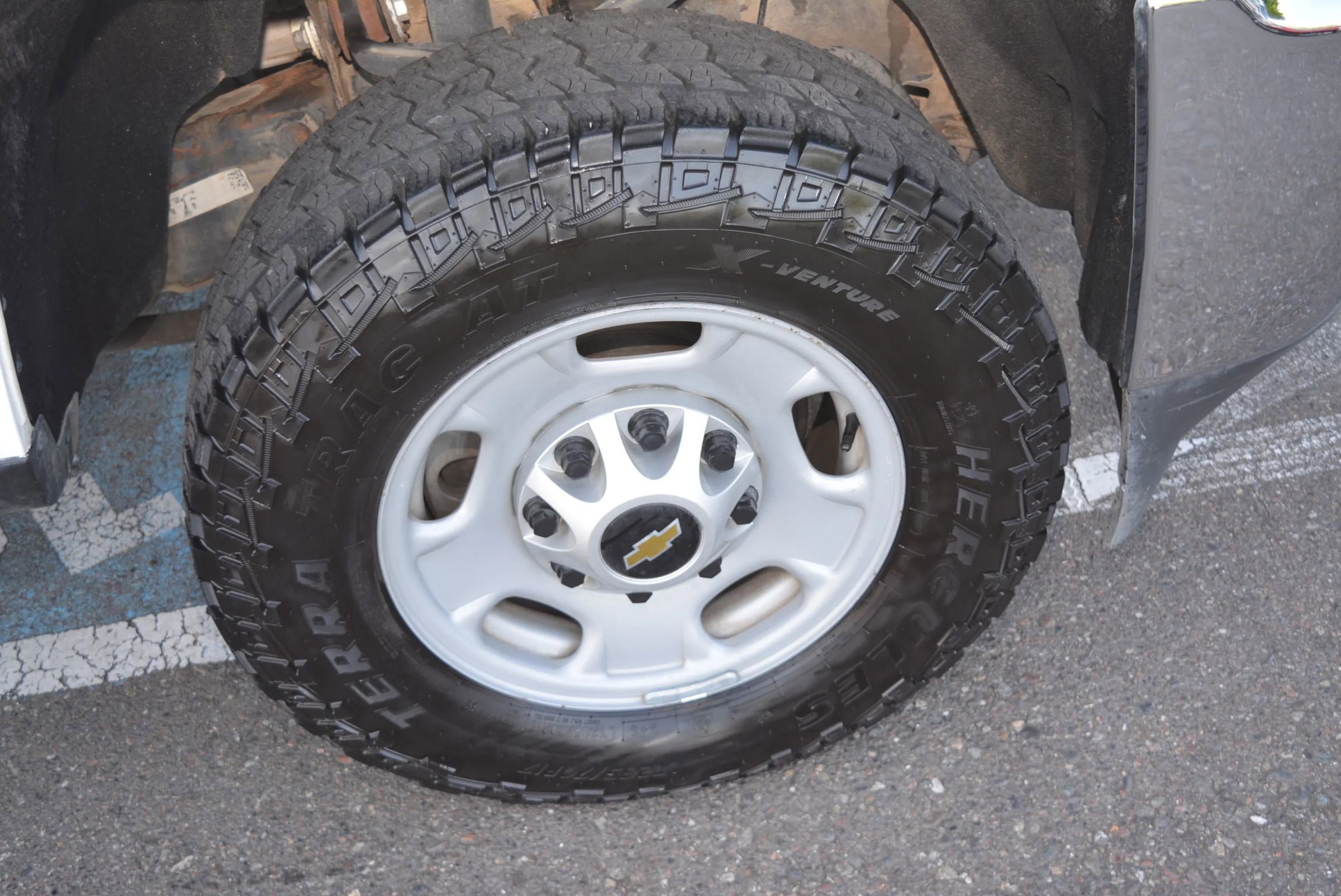 Used 2018 Chevrolet Silverado 2500 W/T image 9