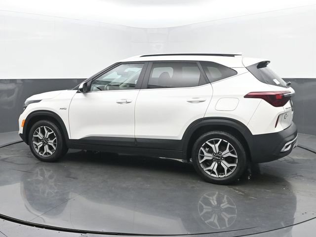 Used 2022 Kia Seltos EX AWD/4WD image 3