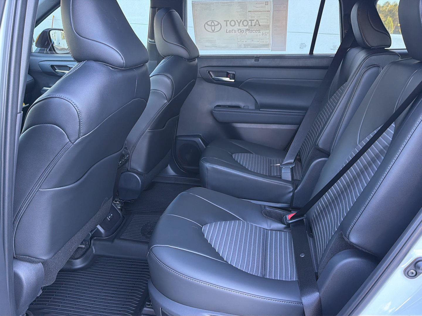 New 2026 Toyota Highlander XSE AWD/4WD image 11