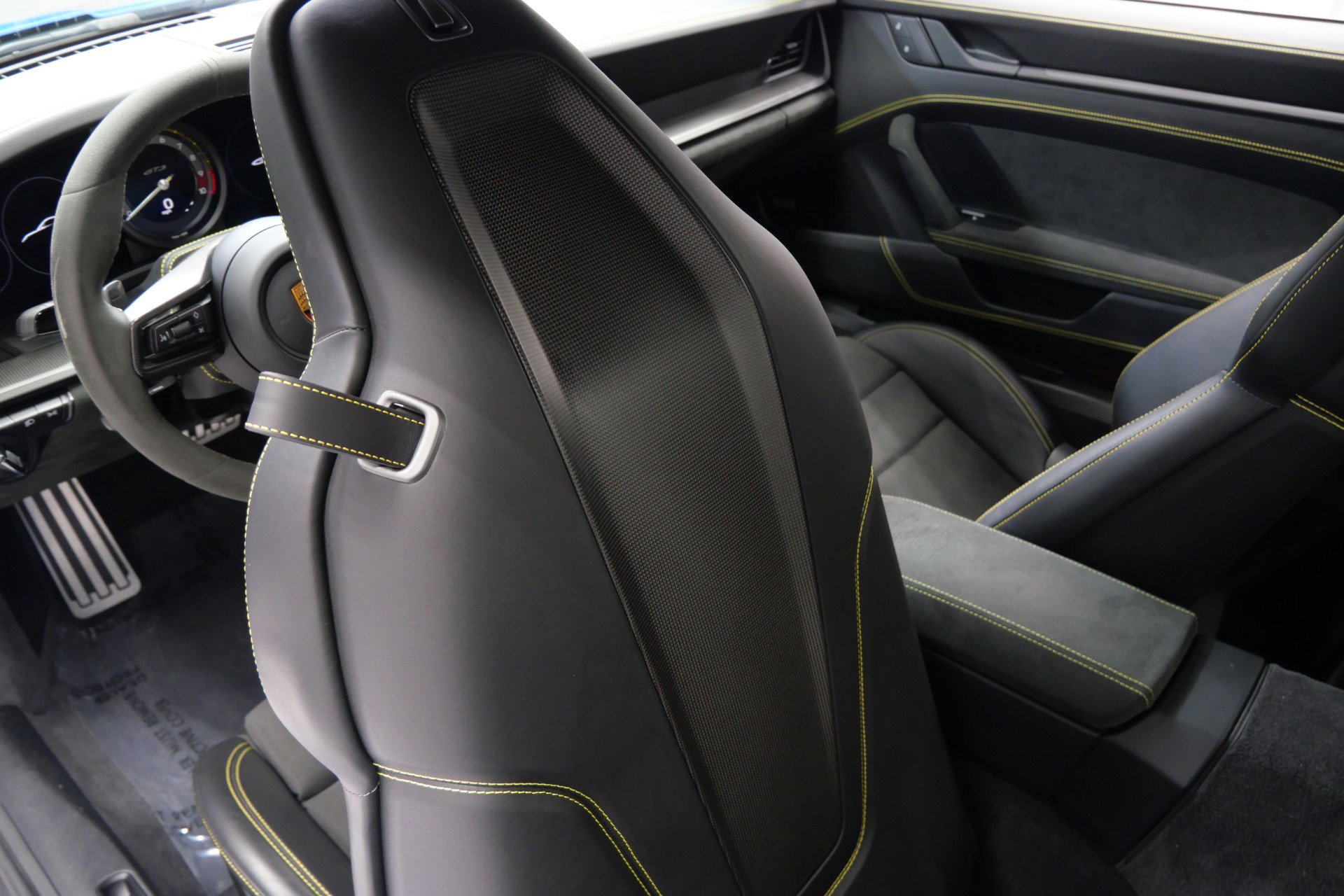 Used 2022 Porsche 911 GT3 image 36