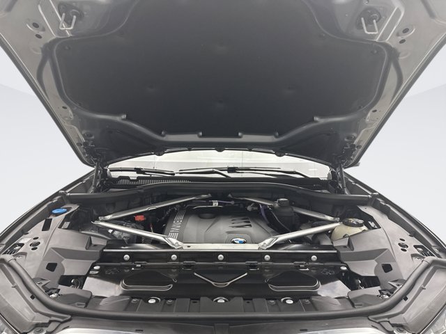 Used 2026 BMW X5 xDrive40i AWD/4WD image 28