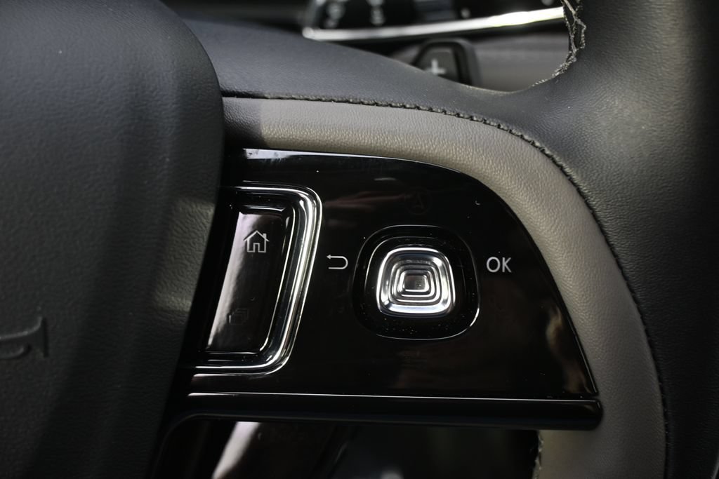 Used 2026 Lincoln Corsair Premiere AWD/4WD image 35