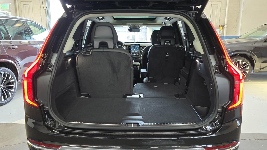 New 2026 Volvo XC90 B6 Ultra w/ Protection Package AWD/4WD image 15