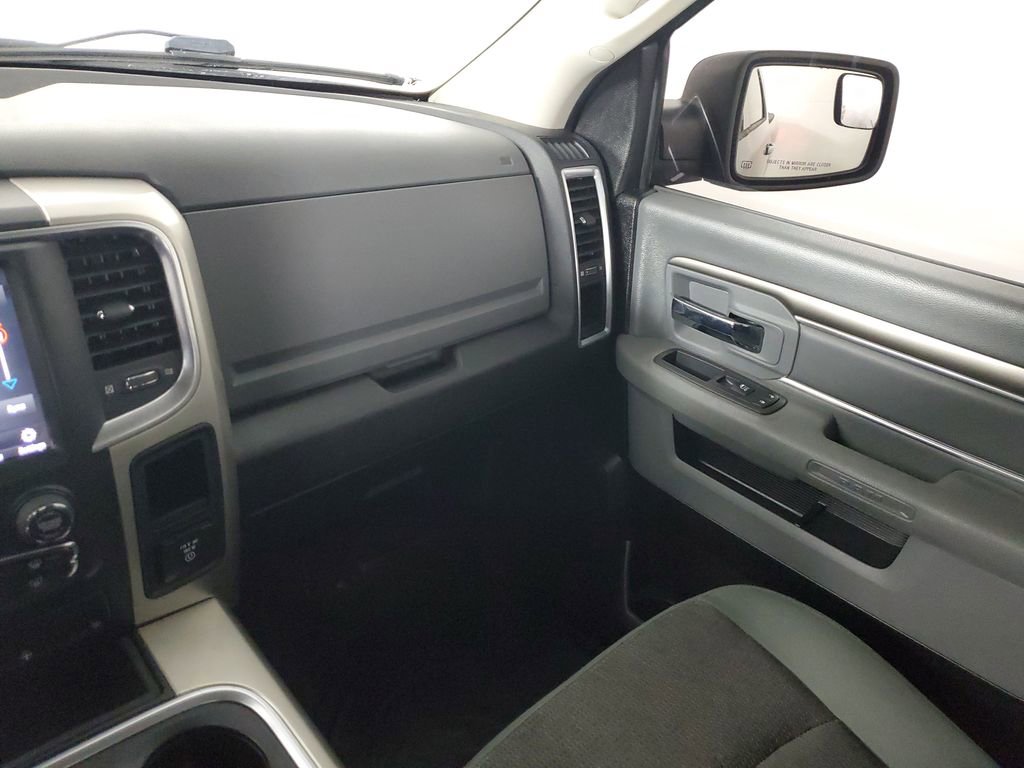 Used 2018 RAM 1500 SLT image 24