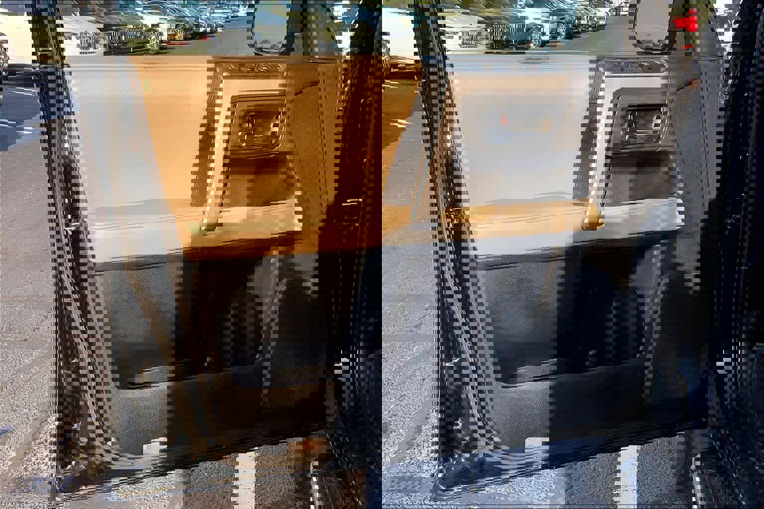 Used 2014 Toyota 4Runner SR5 Premium image 23