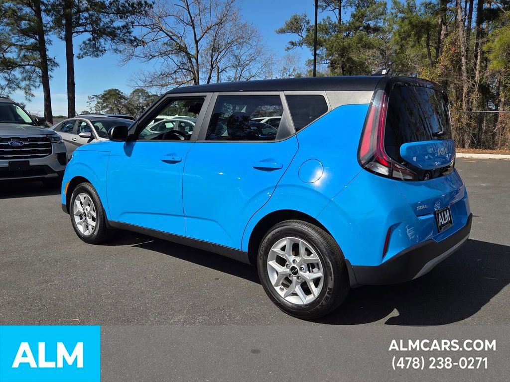 Used 2025 Kia Soul S image 7