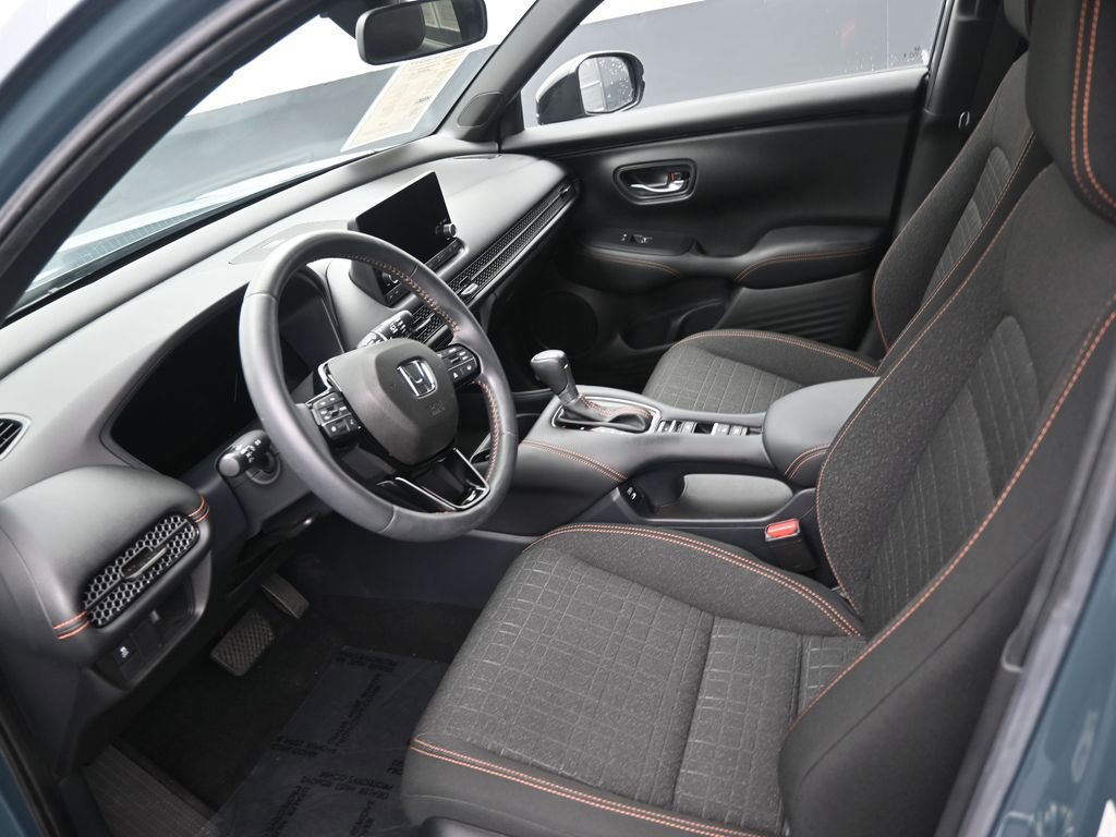 Used 2024 Honda HR-V Sport image 10