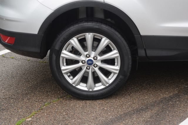 Used 2017 Ford Escape Titanium AWD/4WD image 27