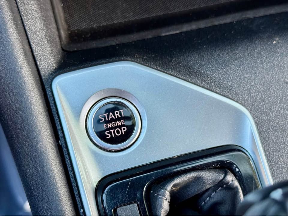 Used 2019 Nissan Altima 2.5 SV image 12