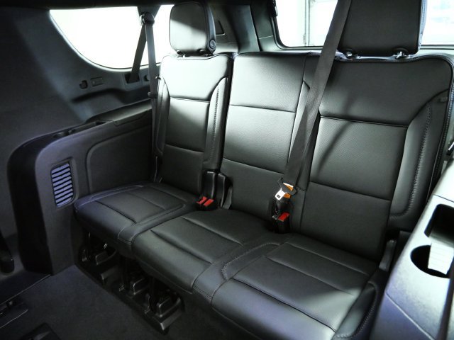 Used 2023 GMC Yukon XL Denali AWD/4WD image 14