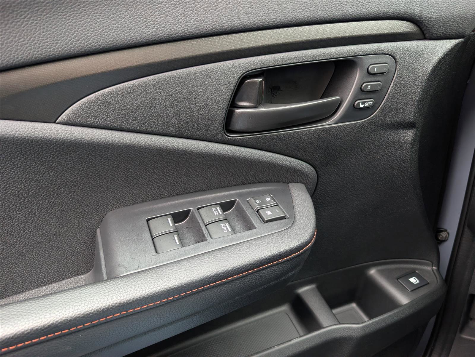 Used 2025 Honda Ridgeline TrailSport image 19