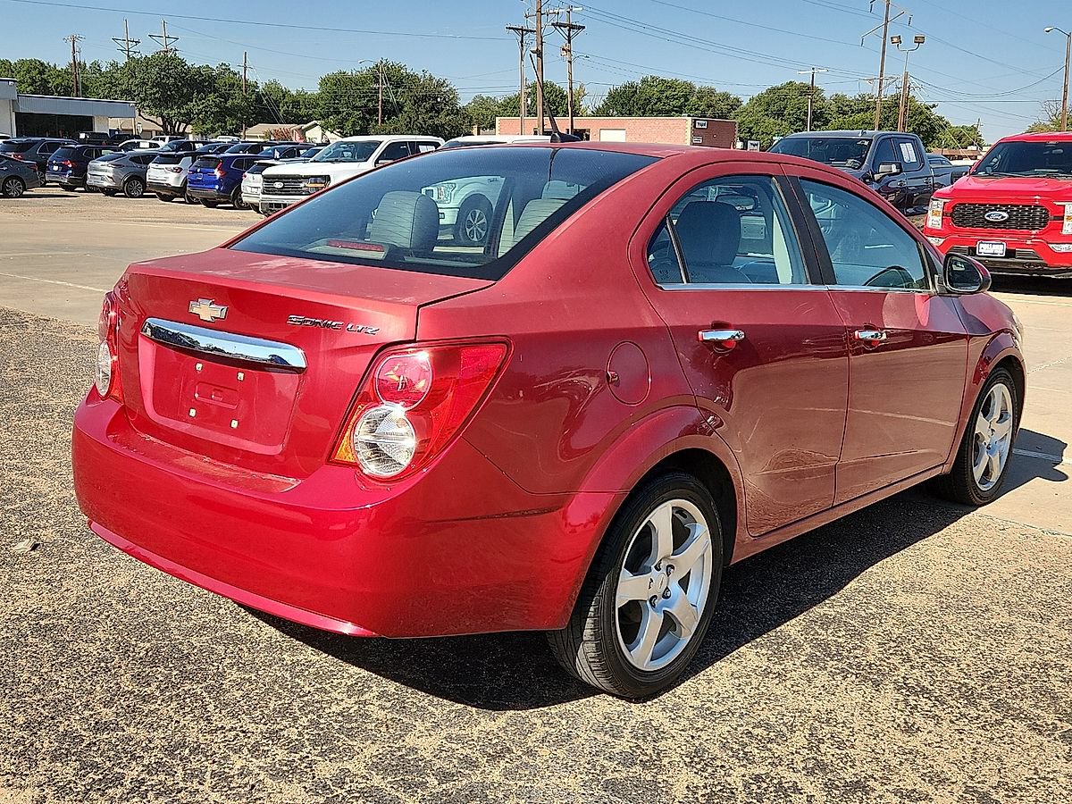 Used 2012 Chevrolet Sonic LTZ FWD image 3