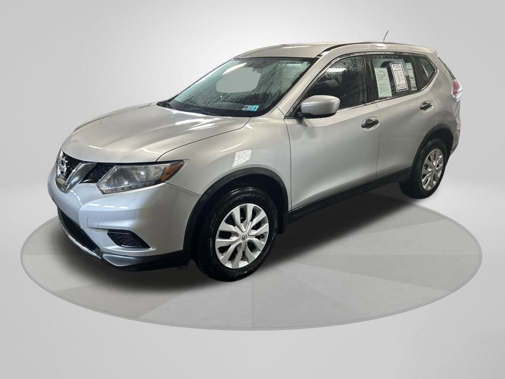 Used 2016 Nissan Rogue S image 2