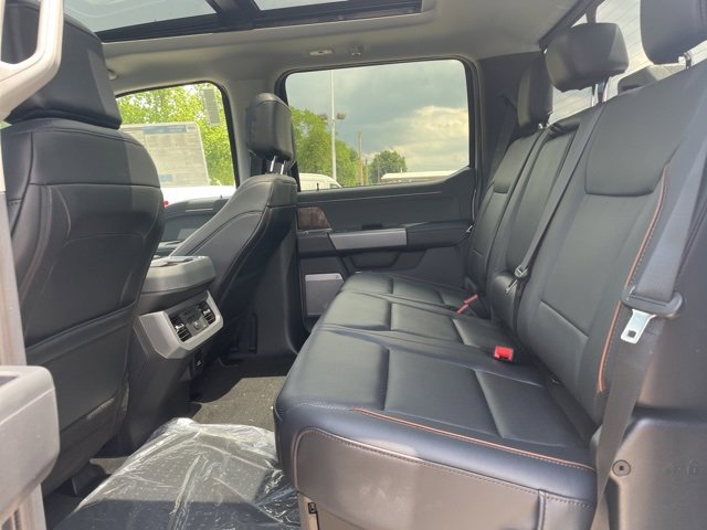 New 2025 Ford F250 Lariat w/ Chrome Package image 10
