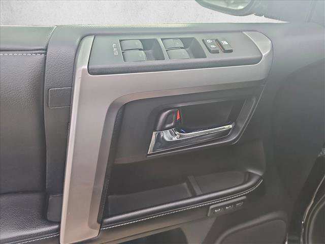 Used 2016 Toyota 4Runner Limited image 11