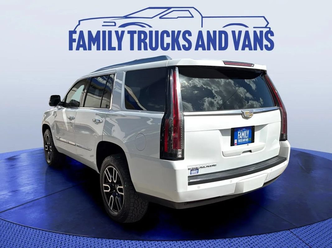Used 2016 Cadillac Escalade Premium AWD/4WD image 3