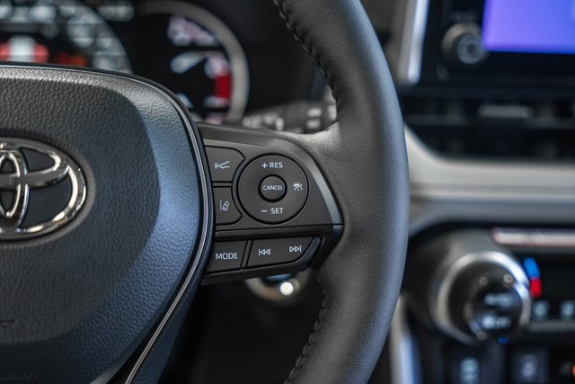 New 2025 Toyota RAV4 XLE image 29