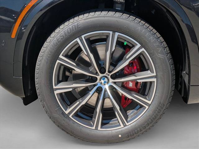 New 2026 BMW X5 xDrive40i w/ M Sport Package AWD/4WD image 10