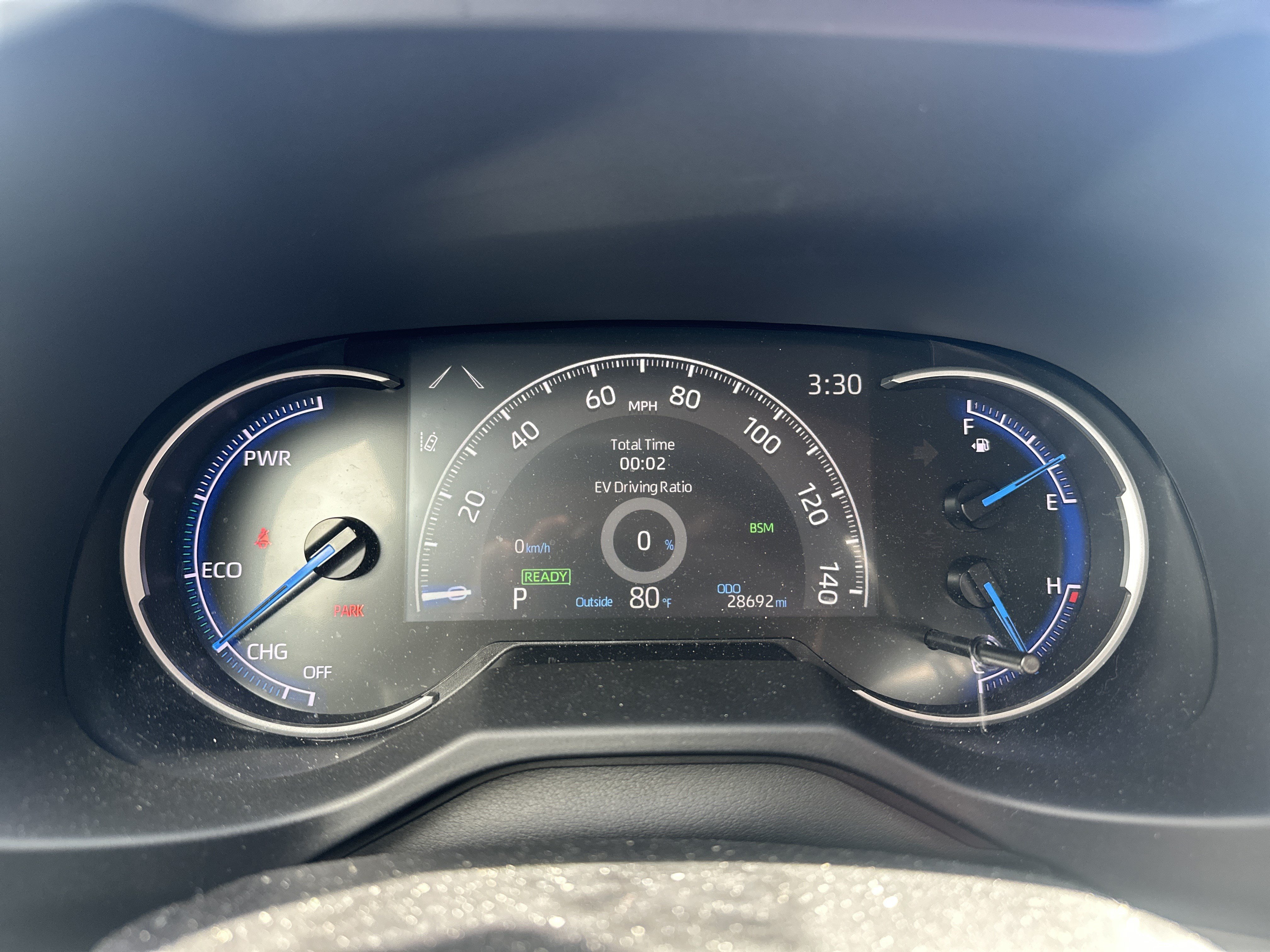 Used 2025 Toyota RAV4 XLE AWD/4WD image 12