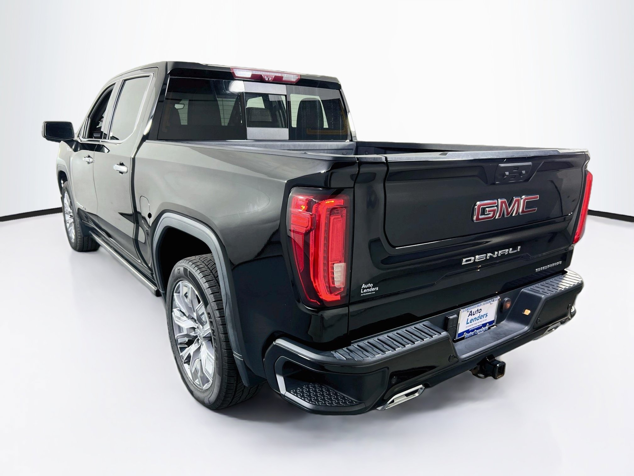 Used 2023 GMC Sierra 1500 Denali w/ Denali Reserve Package AWD/4WD image 7
