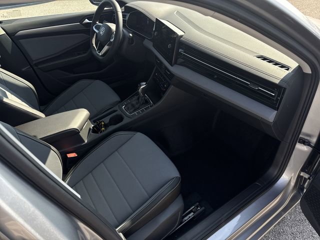 New 2026 Volkswagen Jetta SE image 28