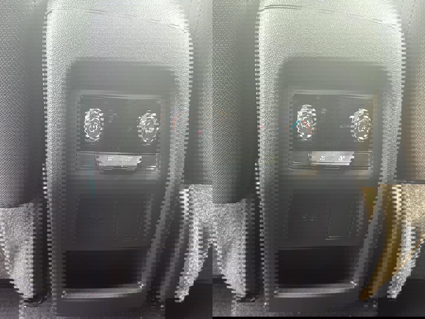 Used 2025 Chevrolet Traverse LT image 15