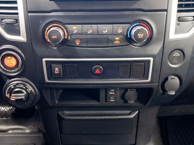 Used 2018 Nissan Titan S w/ S Utility Package image 16