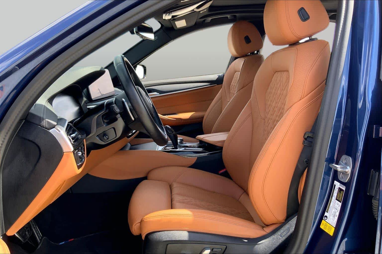 Used 2023 BMW 540i w/ M Sport Package RWD image 8