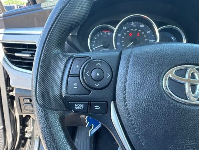 Used 2014 Toyota Corolla LE FWD image 23