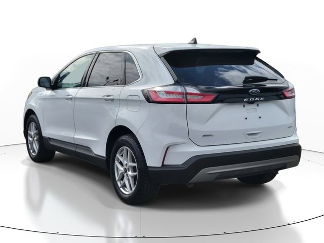 Used 2024 Ford Edge SEL image 3