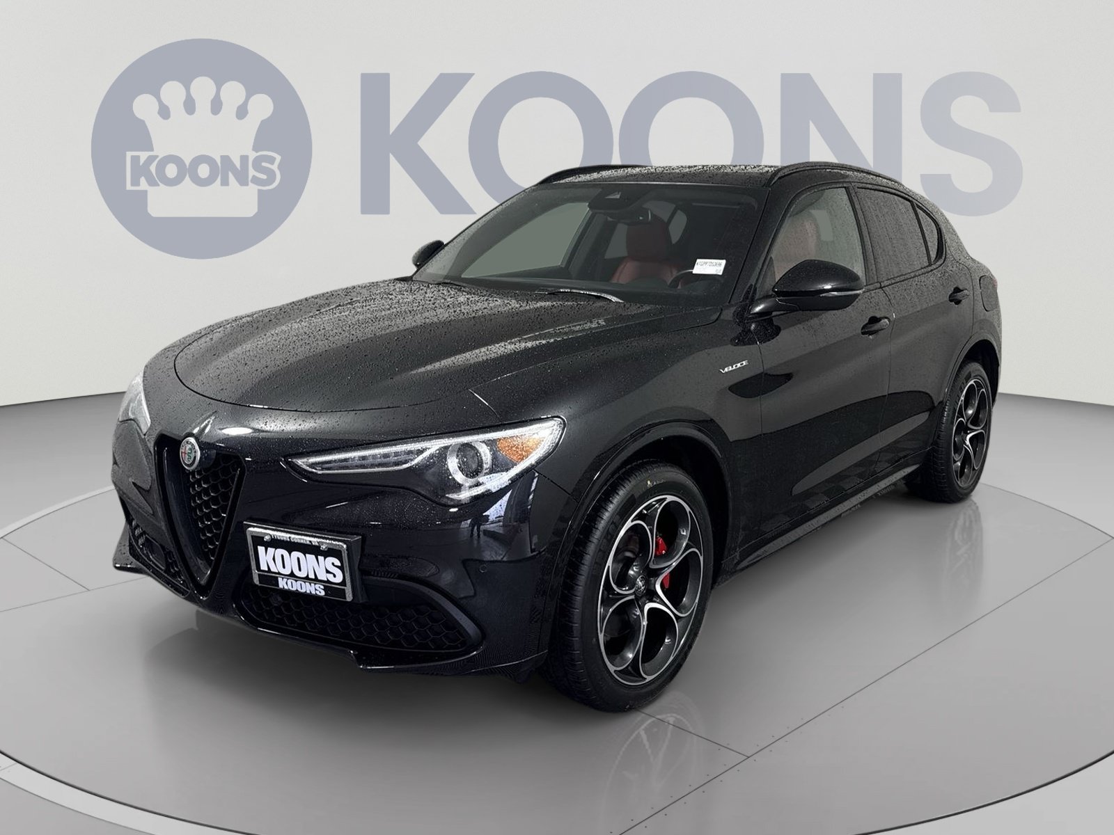 Used 2023 Alfa Romeo Stelvio Veloce AWD/4WD image 1