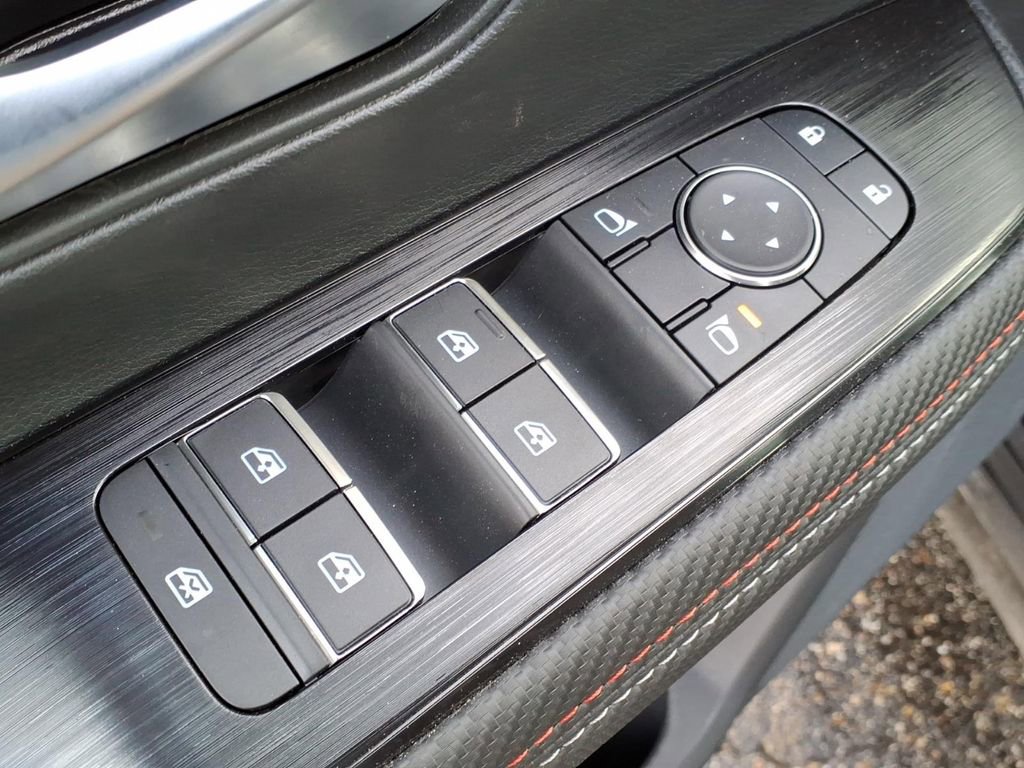 New 2026 Nissan Kicks SR w/ Cold Weather Package image 11