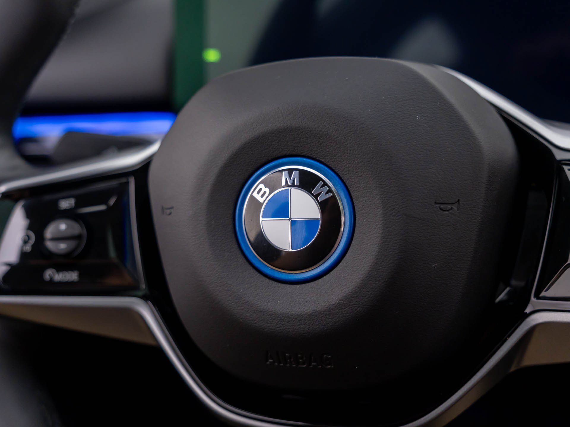 Certified 2024 BMW i5 eDrive40i w/ Premium Package RWD image 25