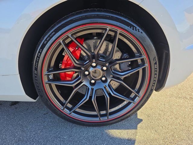 Used 2023 Chevrolet Corvette Z06 w/ Z07 Performance Package image 26