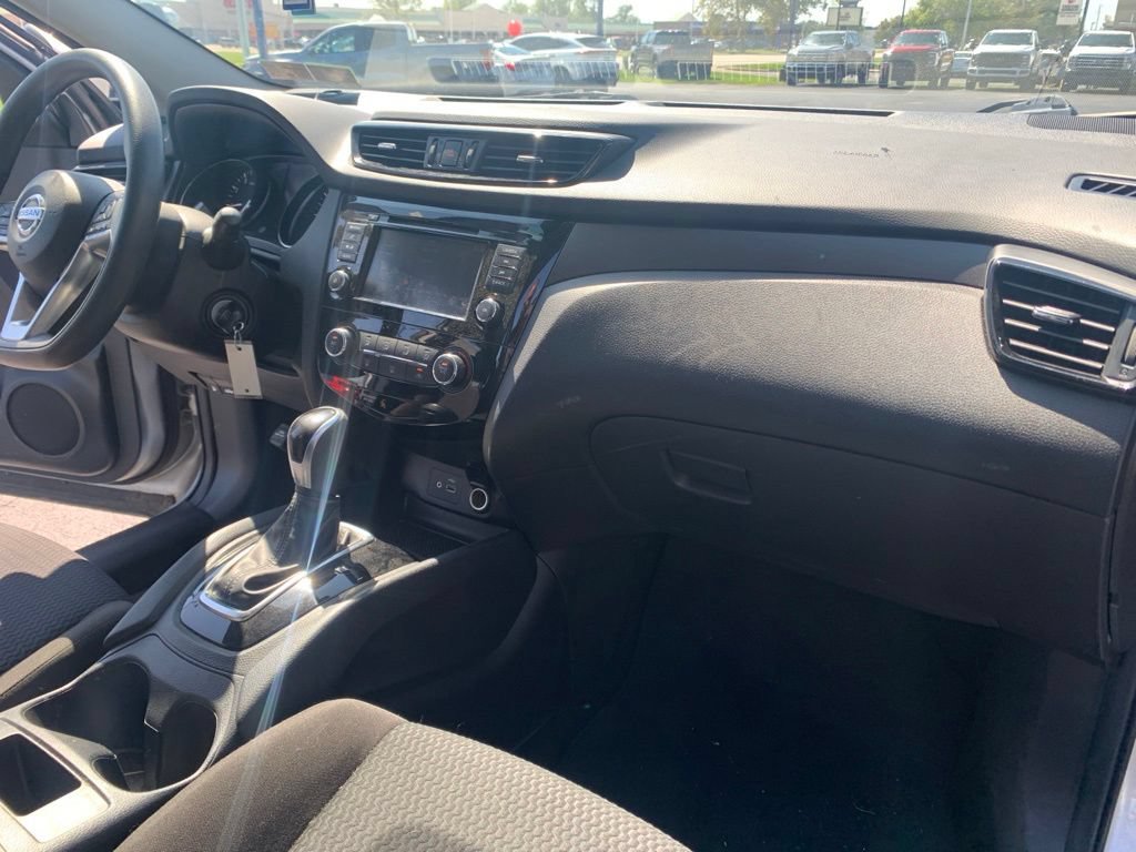Used 2020 Nissan Rogue Sport S AWD/4WD image 24
