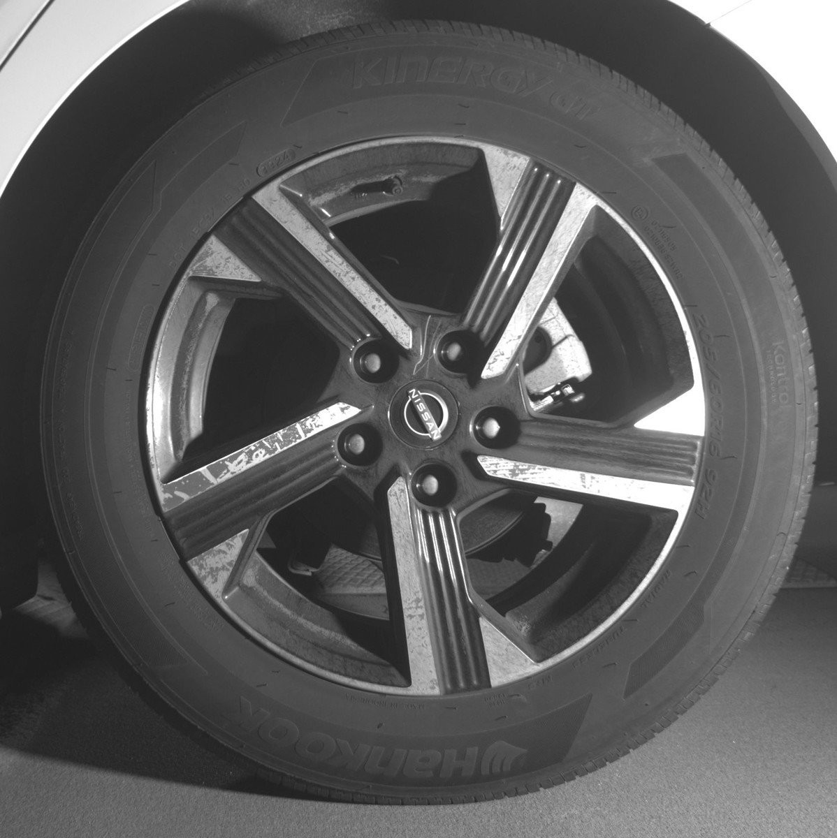 Used 2025 Nissan Sentra SV image 14